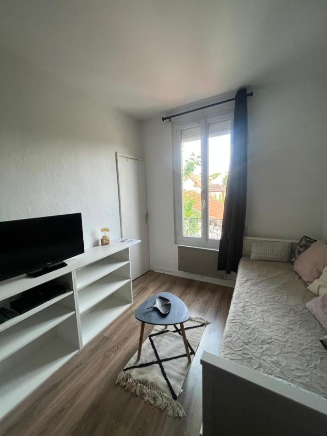 Studio Cosy Apartment Cachan Exterior photo